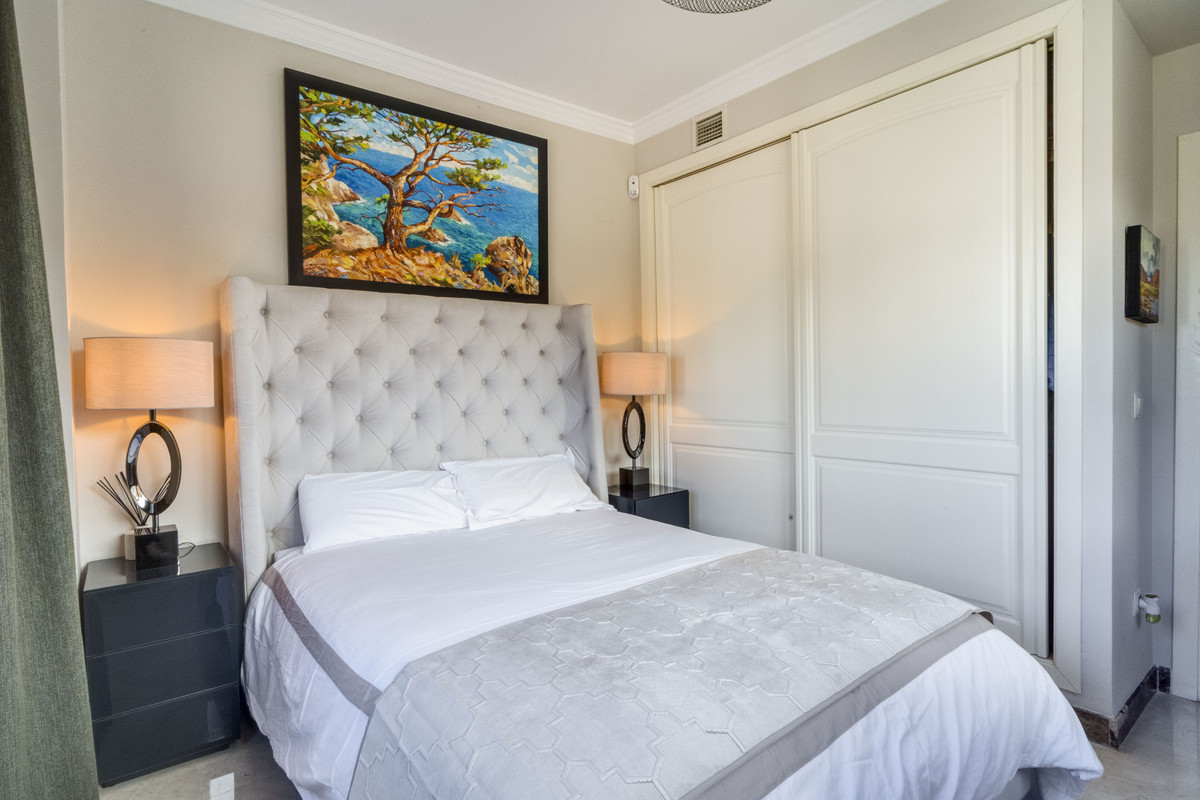 4 Bed Townhouse for sale in Estepona Costa Del Sol, Málaga, Spain