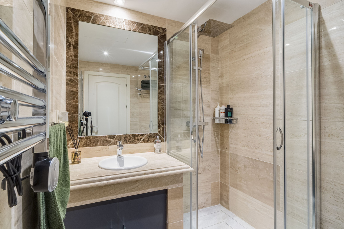 4 Bed Townhouse for sale in Estepona Costa Del Sol, Málaga, Spain