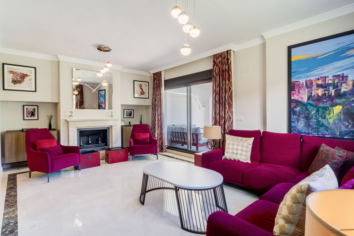 4 Bed Townhouse for sale in Estepona Costa Del Sol, Málaga, Spain