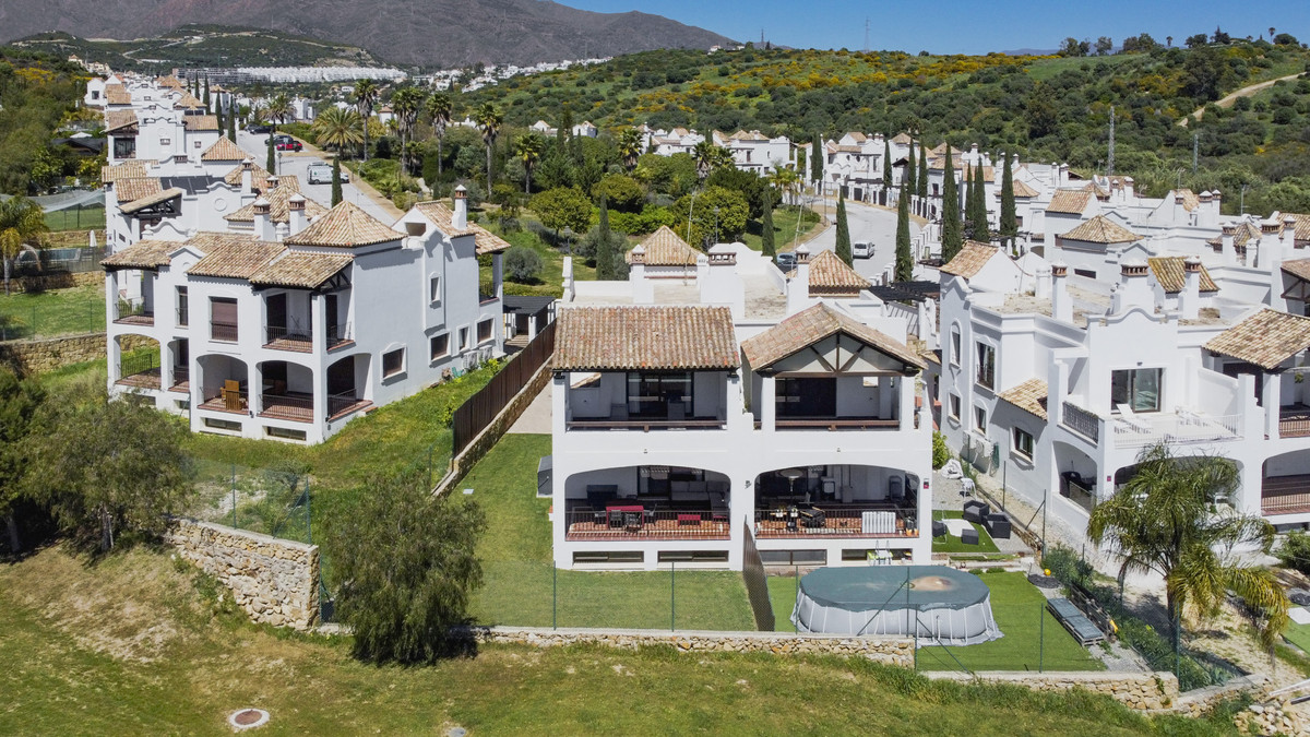 4 Bed Townhouse for sale in Estepona Costa Del Sol, Málaga, Spain