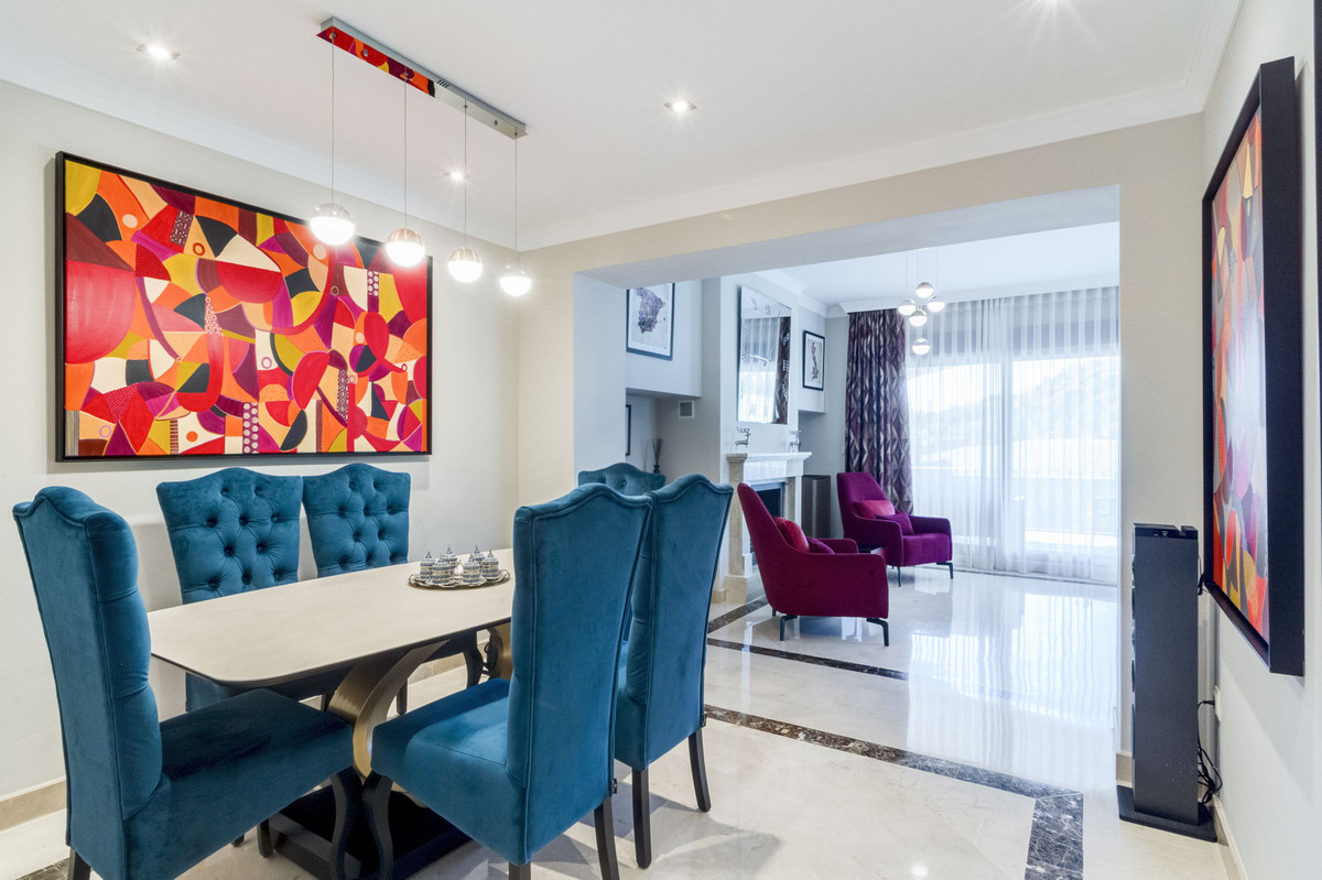 4 Bed Townhouse for sale in Estepona Costa Del Sol, Málaga, Spain