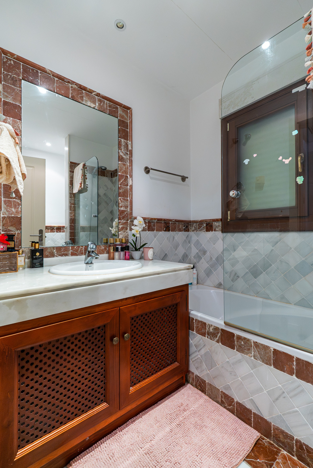 Se vende Apartamento Planta Baja de 2 dormitorios en Costa Del Sol, Málaga, España