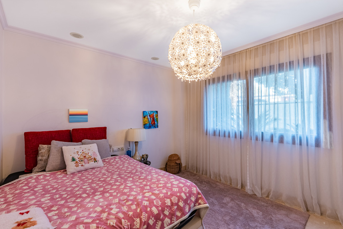 Se vende Apartamento Planta Baja de 2 dormitorios en Costa Del Sol, Málaga, España