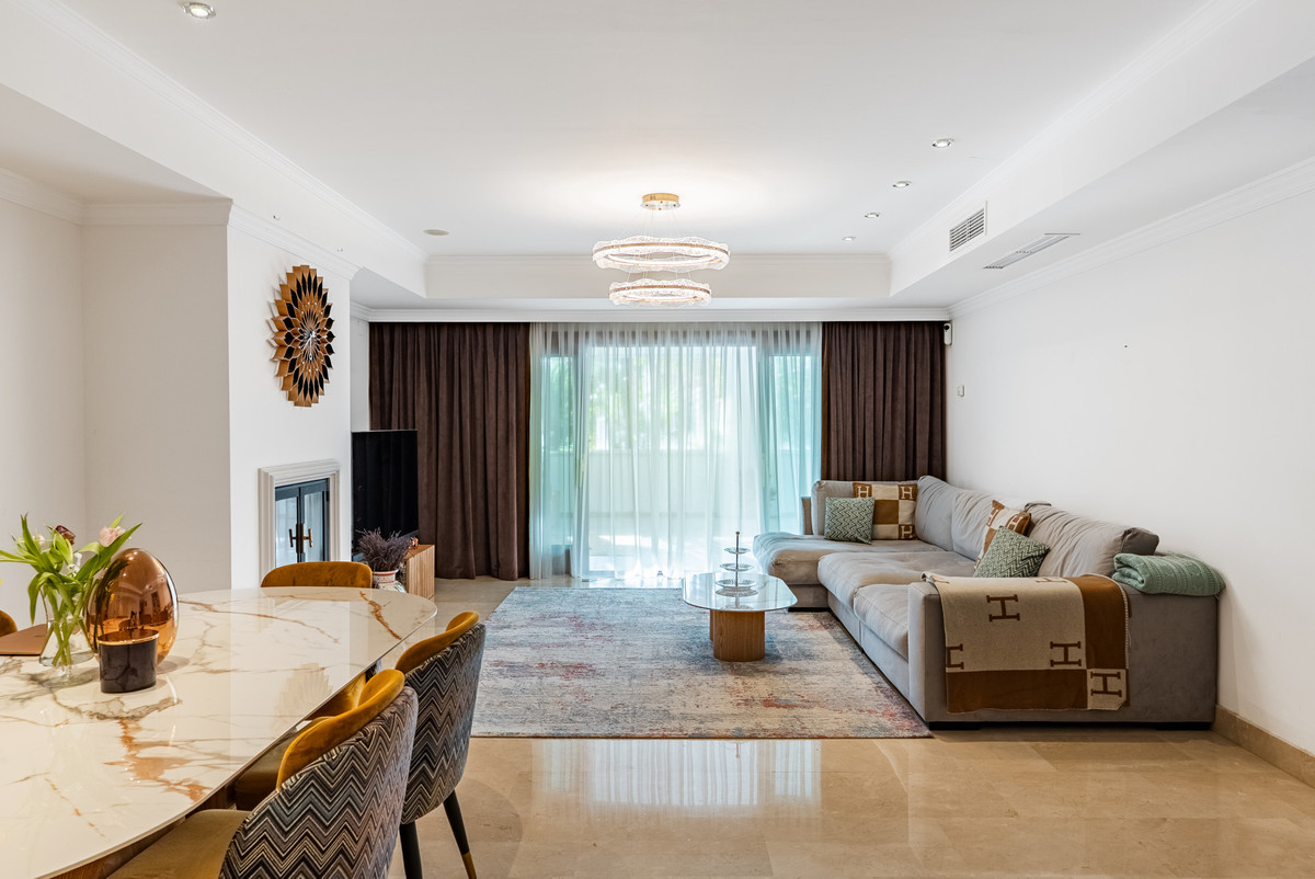 Se vende Apartamento Planta Baja de 2 dormitorios en Costa Del Sol, Málaga, España