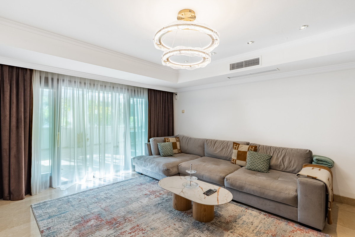 Se vende Apartamento Planta Baja de 2 dormitorios en Costa Del Sol, Málaga, España