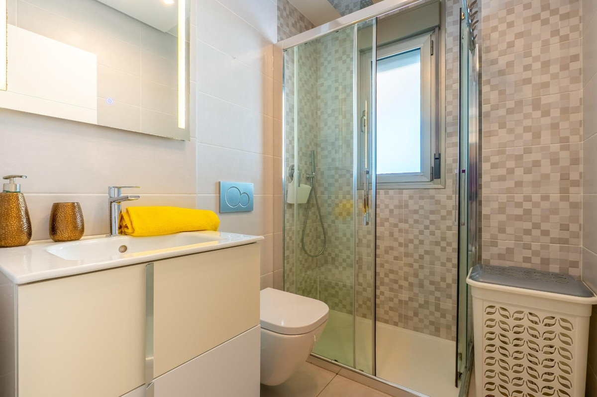 Se vende Apartamento Planta Baja de 3 dormitorios en Costa Blanca, Alicante, España