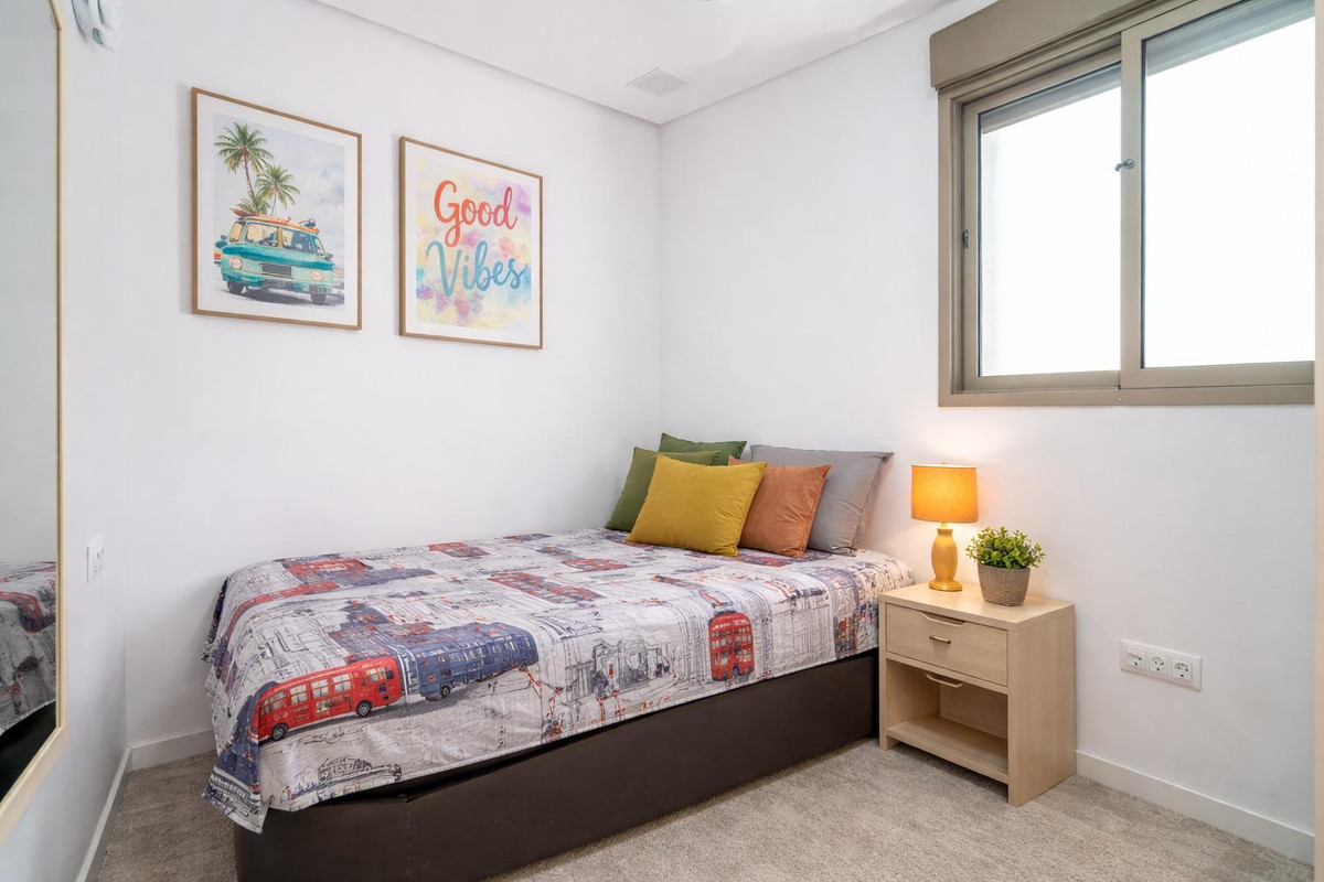 Se vende Apartamento Planta Baja de 3 dormitorios en Costa Blanca, Alicante, España