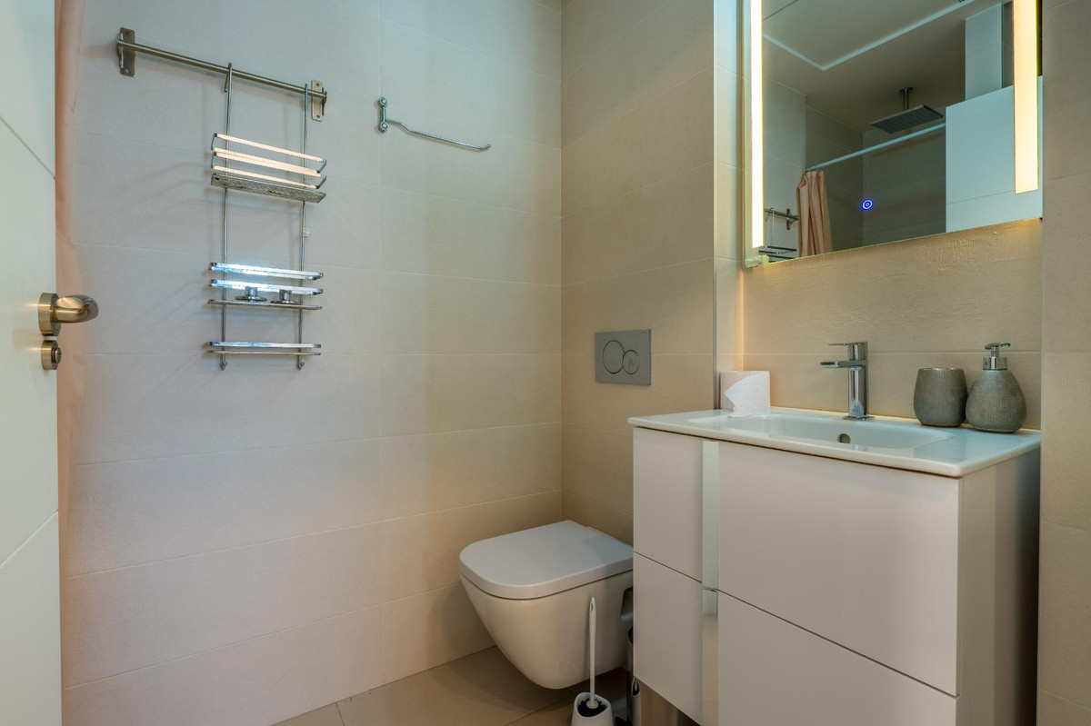Se vende Apartamento Planta Baja de 3 dormitorios en Costa Blanca, Alicante, España