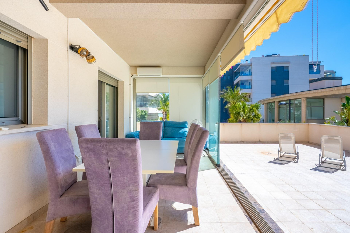 Se vende Apartamento Planta Baja de 3 dormitorios en Costa Blanca, Alicante, España
