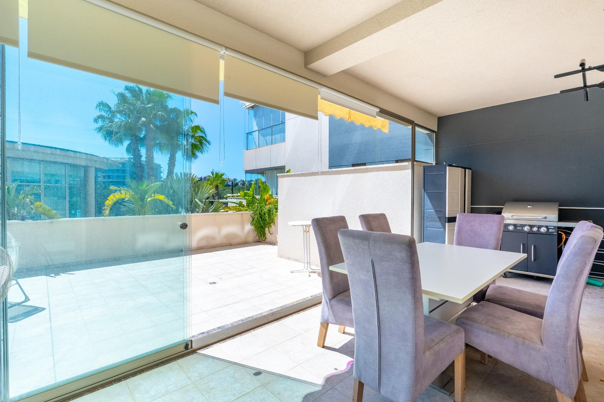 Se vende Apartamento Planta Baja de 3 dormitorios en Costa Blanca, Alicante, España