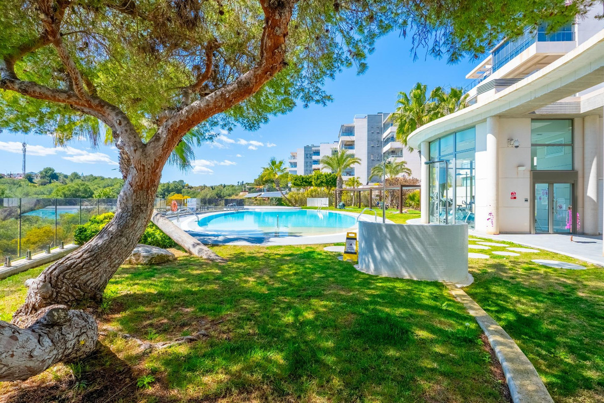 Se vende Apartamento Planta Baja de 3 dormitorios en Costa Blanca, Alicante, España