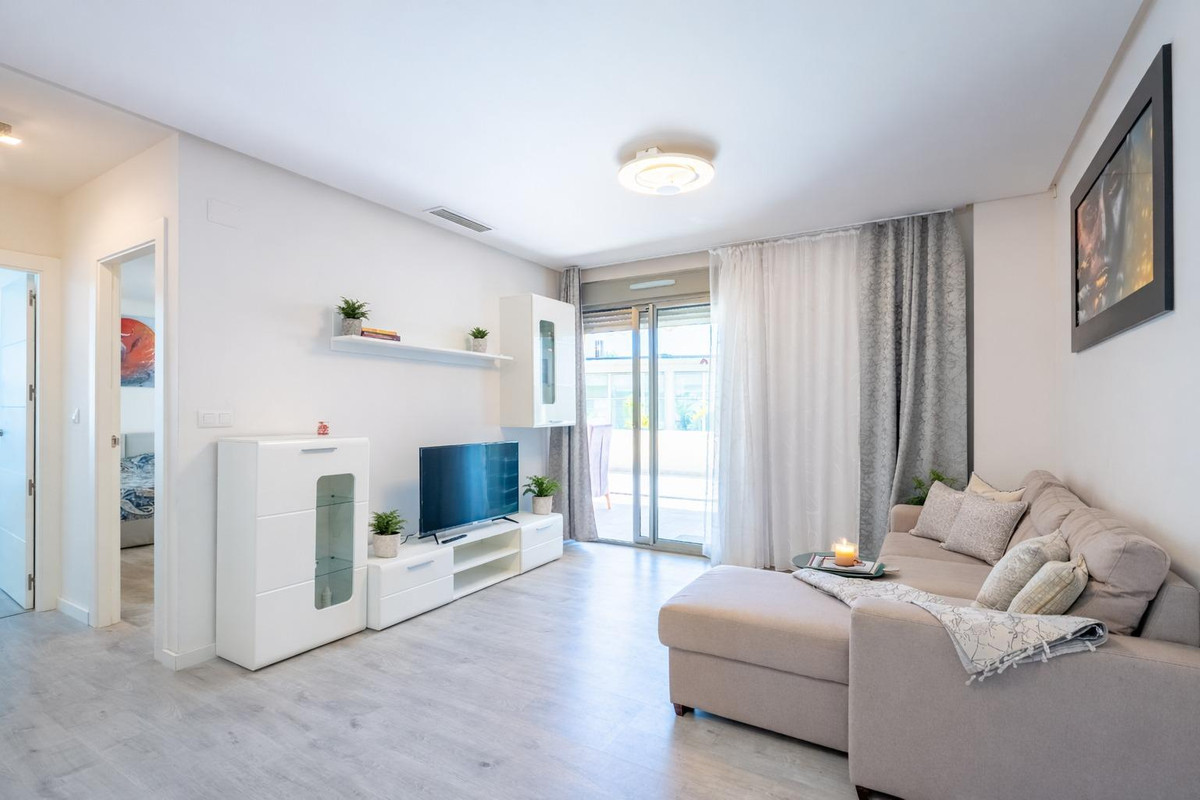 Se vende Apartamento Planta Baja de 3 dormitorios en Costa Blanca, Alicante, España