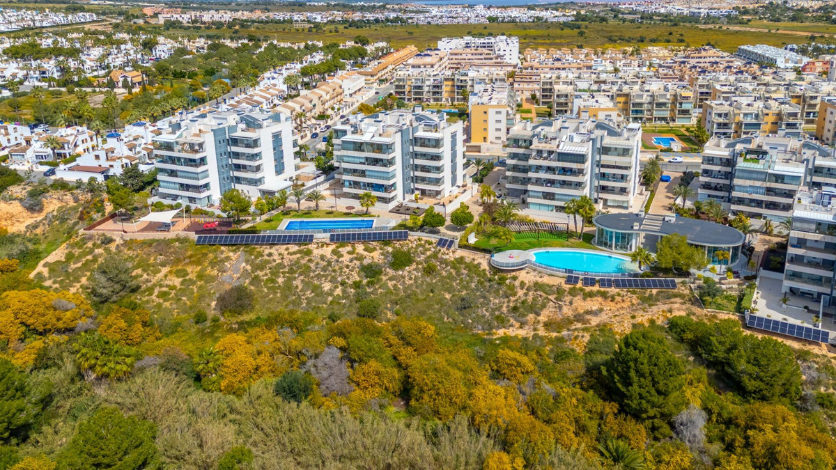 Se vende Apartamento Planta Baja de 3 dormitorios en Costa Blanca, Alicante, España