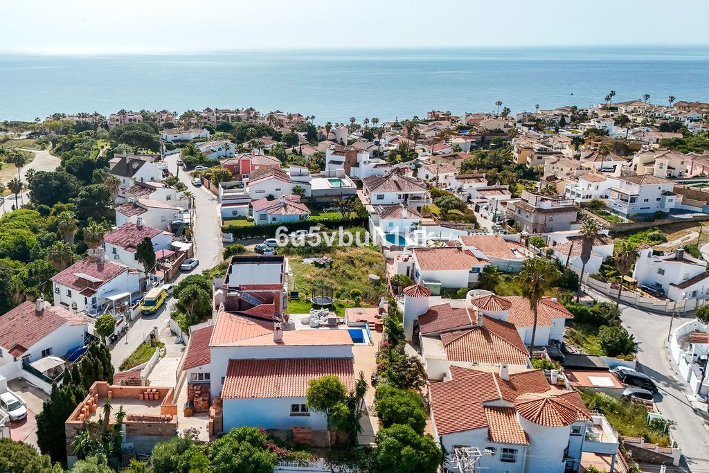5 Bed Townhouse for sale in El Faro Costa Del Sol, Málaga, Spain