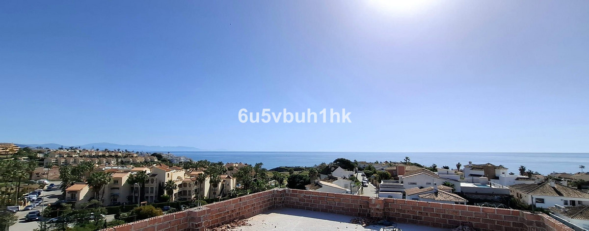 5 Bed Townhouse for sale in El Faro Costa Del Sol, Málaga, Spain
