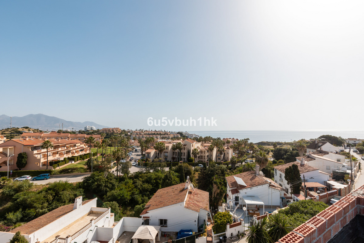 5 Bed Townhouse for sale in El Faro Costa Del Sol, Málaga, Spain