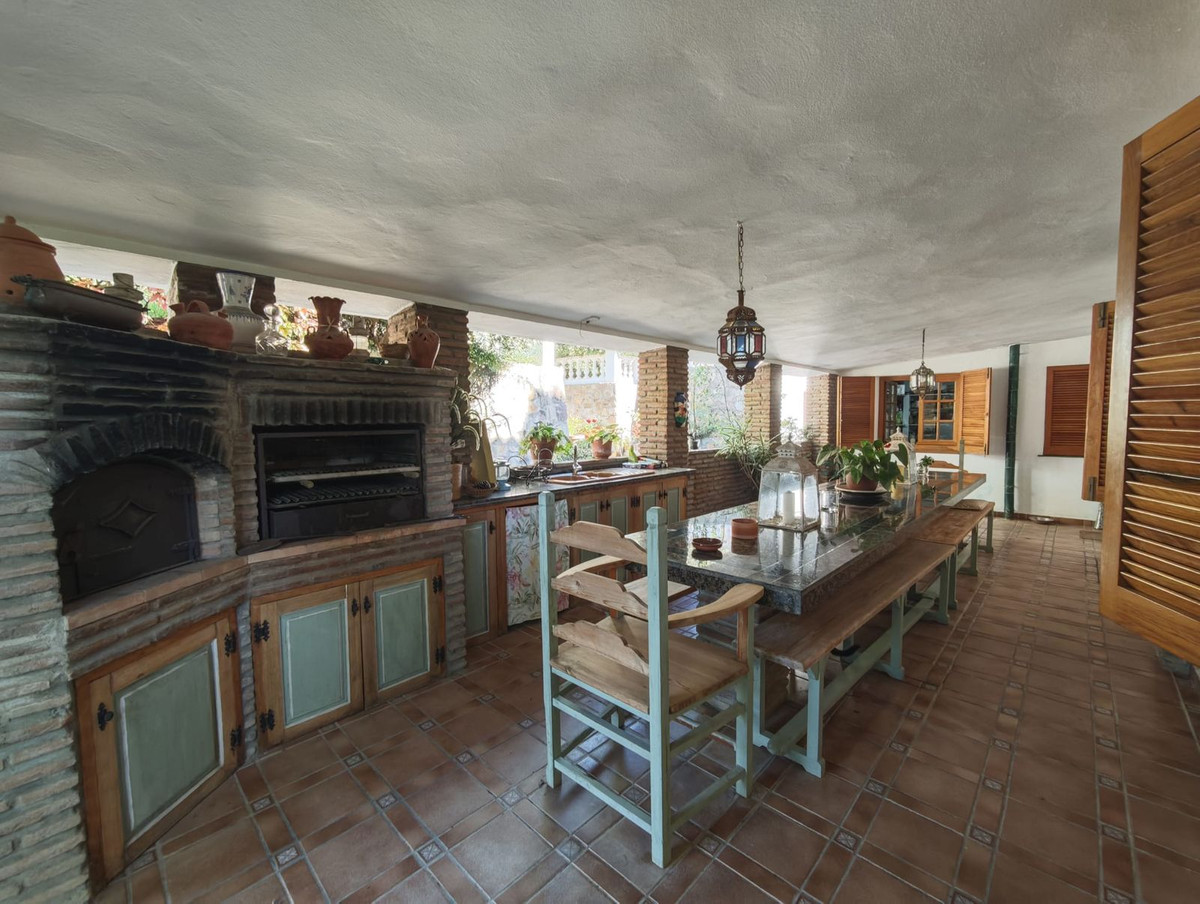 4 Bed Townhouse for sale in San Luis De Sabinillas Costa Del Sol, Málaga, Spain