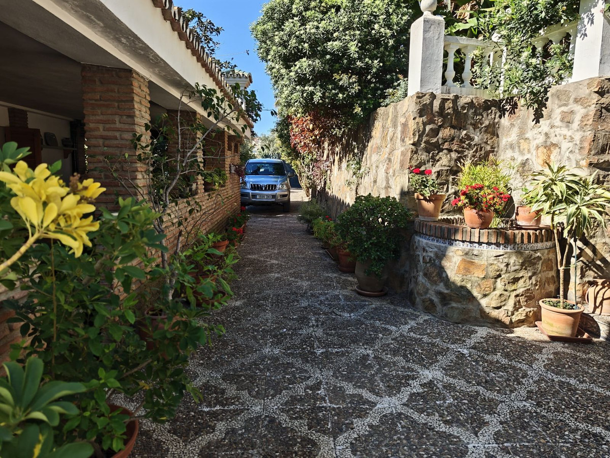 4 Bed Townhouse for sale in San Luis De Sabinillas Costa Del Sol, Málaga, Spain