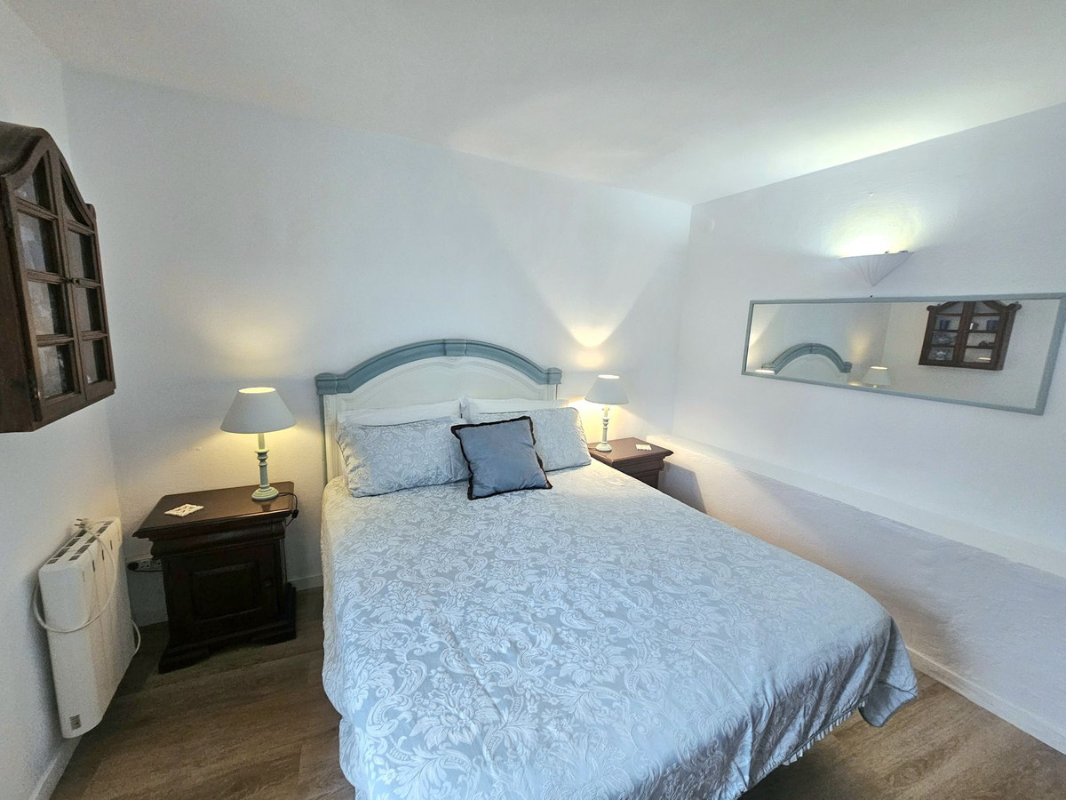 Se vende Pareada de 2 dormitorios en Costa Del Sol, Málaga, España