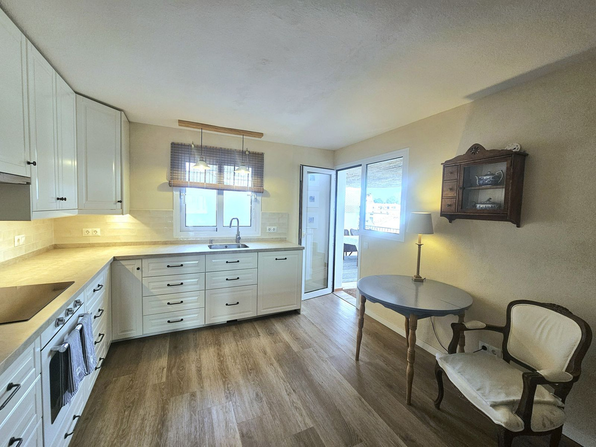 Se vende Pareada de 2 dormitorios en Costa Del Sol, Málaga, España