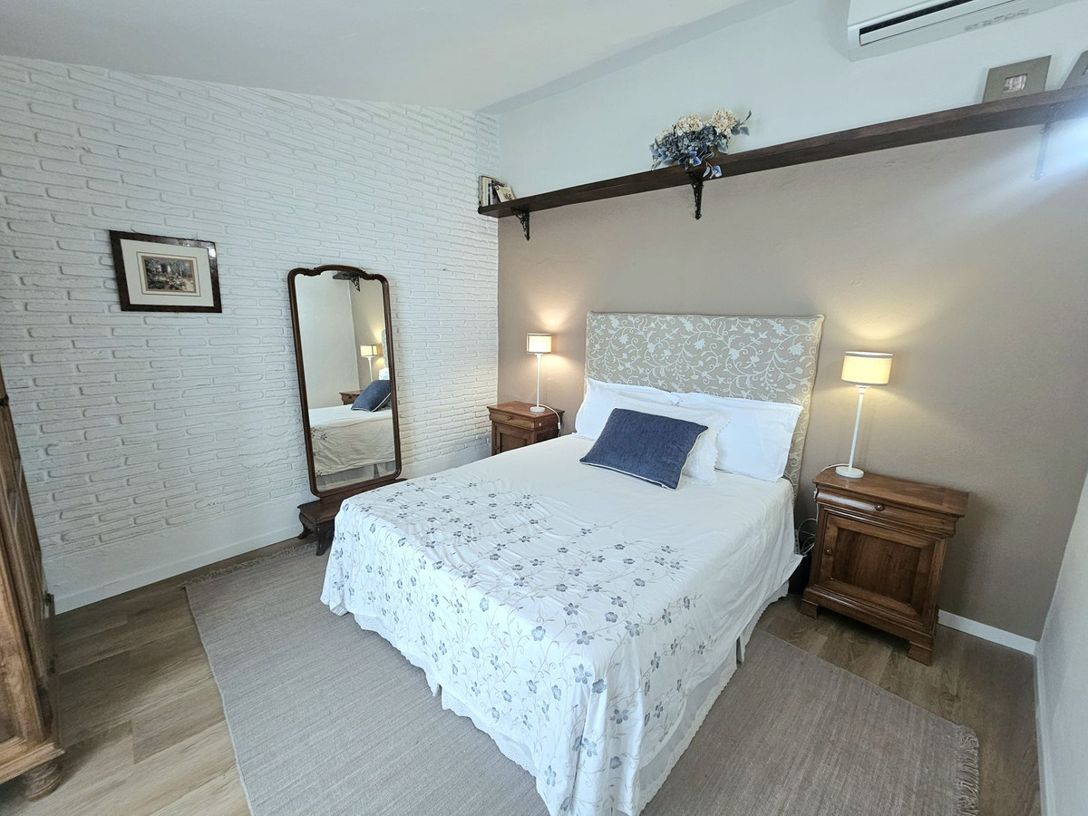 Se vende Pareada de 2 dormitorios en Costa Del Sol, Málaga, España