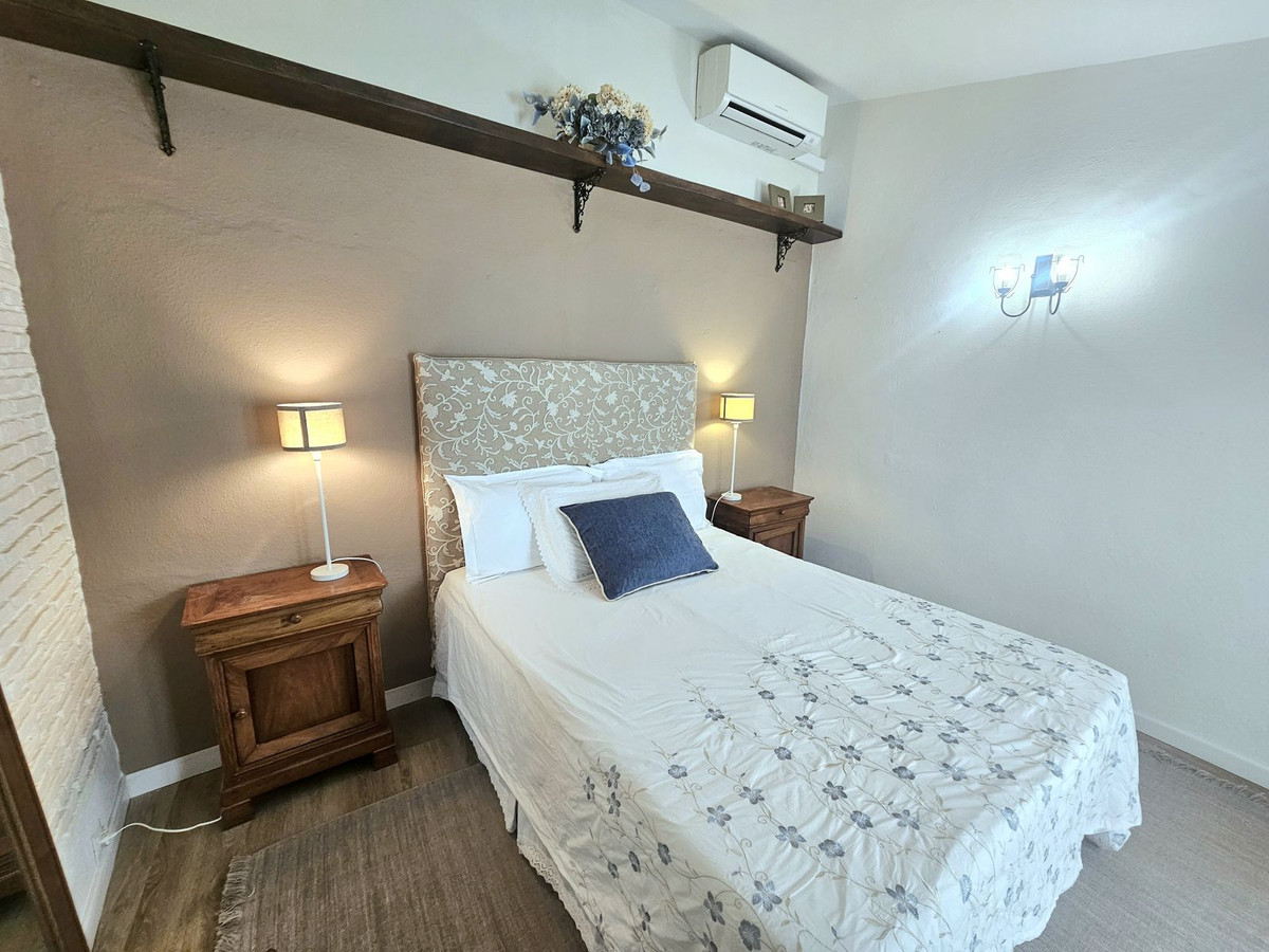 Se vende Pareada de 2 dormitorios en Costa Del Sol, Málaga, España