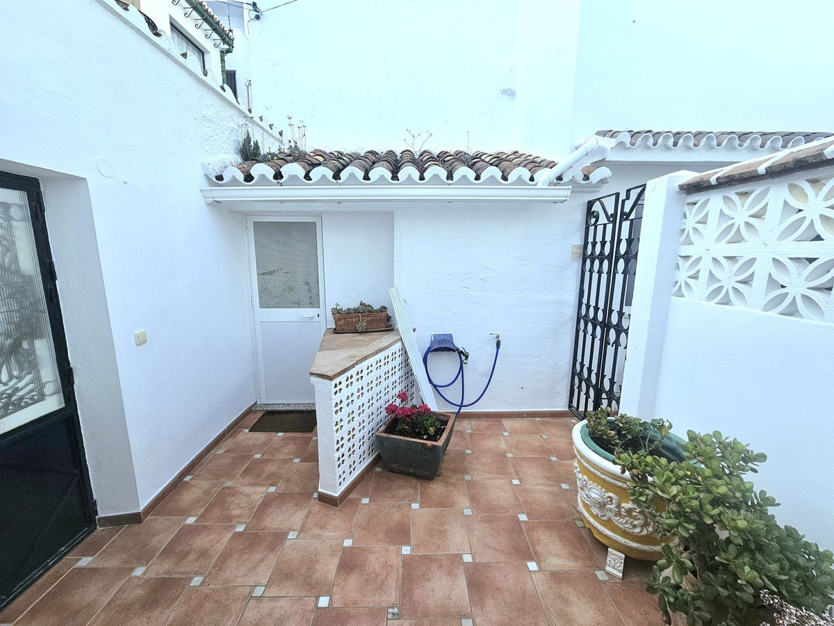 Se vende Pareada de 2 dormitorios en Costa Del Sol, Málaga, España