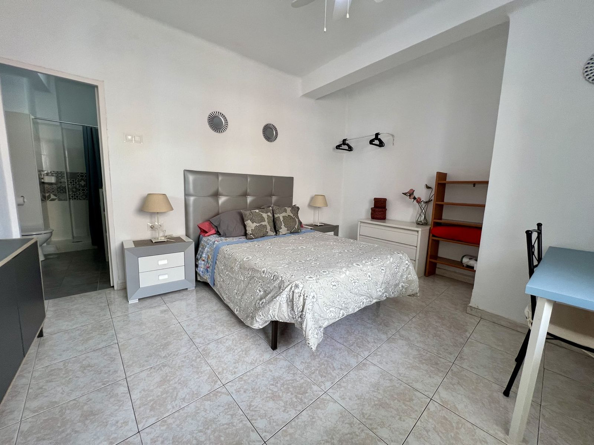 4 Bed Apartment for sale in Málaga Costa Del Sol, Málaga, Spain