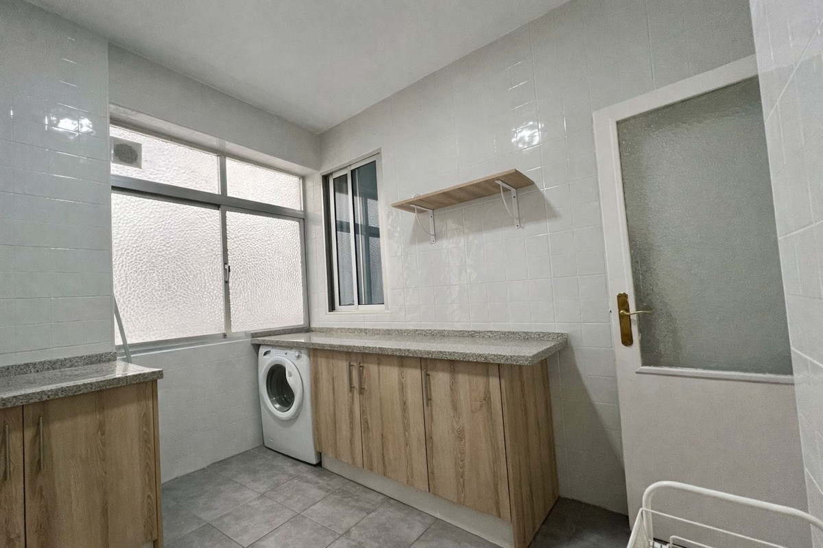 4 Bed Apartment for sale in Málaga Costa Del Sol, Málaga, Spain