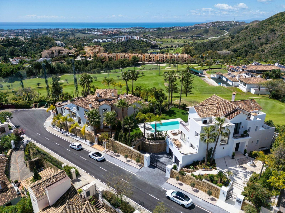 Se vende Villa - Chalet de 5 dormitorios en Costa Del Sol, Málaga, España