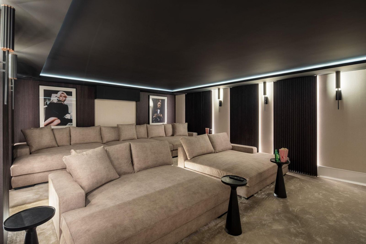 Se vende Villa - Chalet de 5 dormitorios en Costa Del Sol, Málaga, España