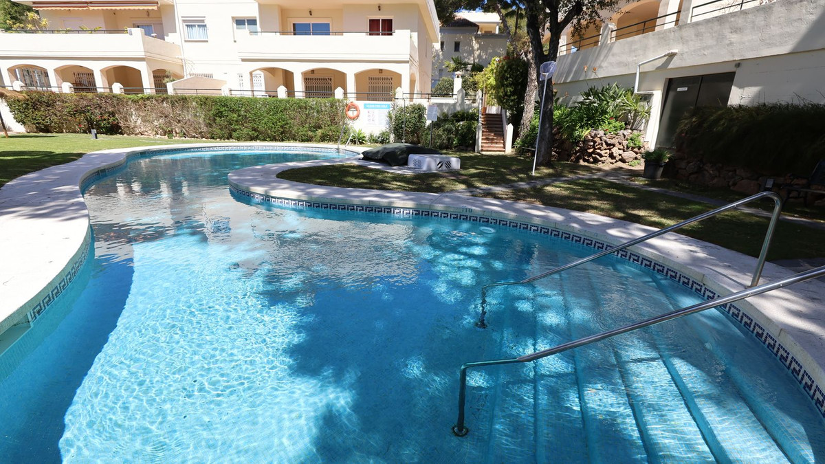 3 Bed Apartment for sale in Artola Costa Del Sol, Málaga, Spain