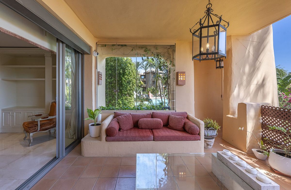 Se vende Apartamento Planta Media de 2 dormitorios en Costa Del Sol, Málaga, España
