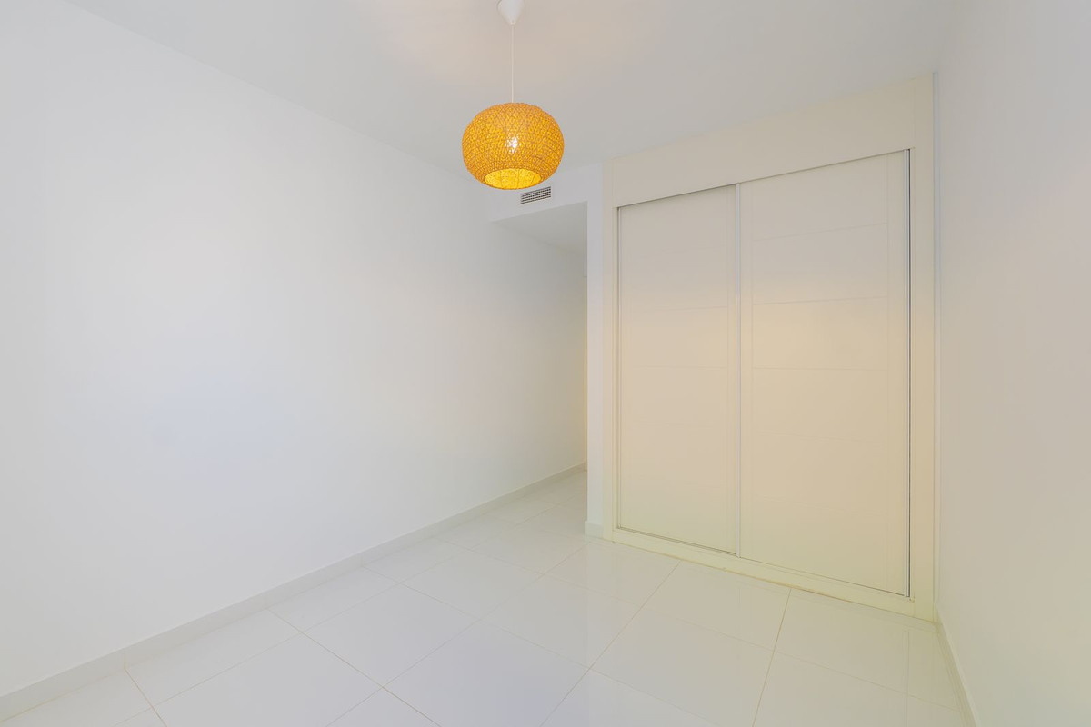 3 Bed Apartment for sale in Marbella Costa Del Sol, Málaga, Spain