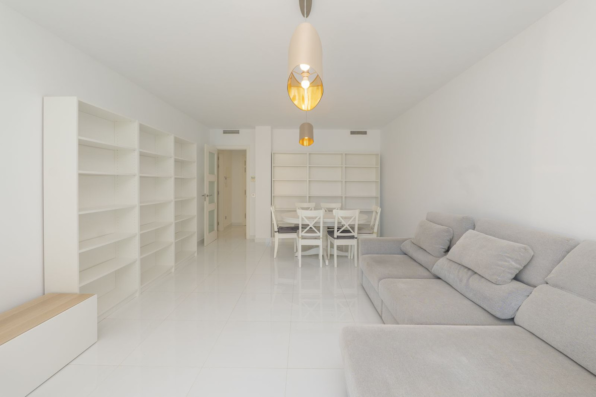 3 Bed Apartment for sale in Marbella Costa Del Sol, Málaga, Spain