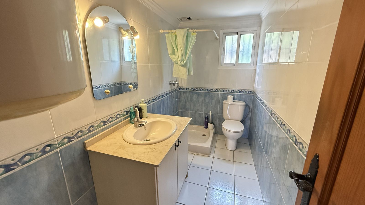 Se vende Finca - Cortijo de 3 dormitorios en Costa Del Sol, Málaga, España