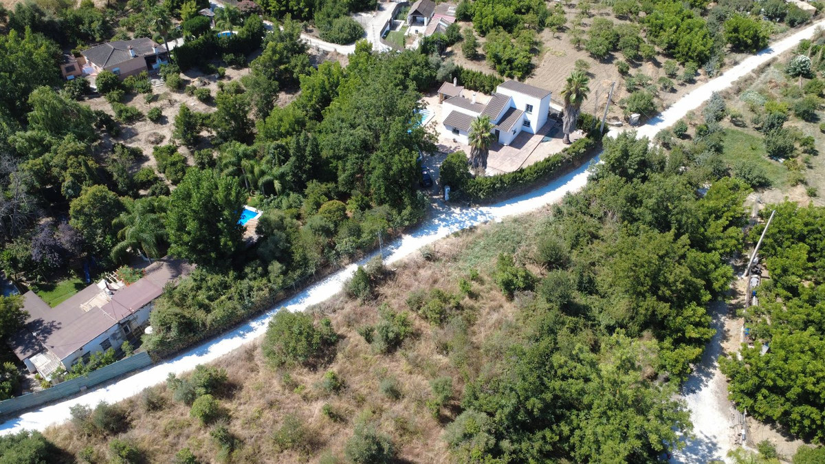Se vende Finca - Cortijo de 3 dormitorios en Costa Del Sol, Málaga, España