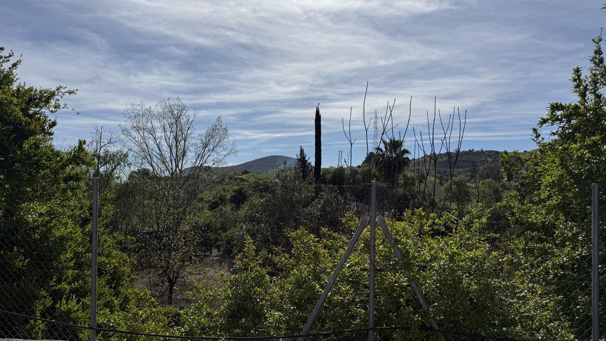 Se vende Finca - Cortijo de 3 dormitorios en Costa Del Sol, Málaga, España
