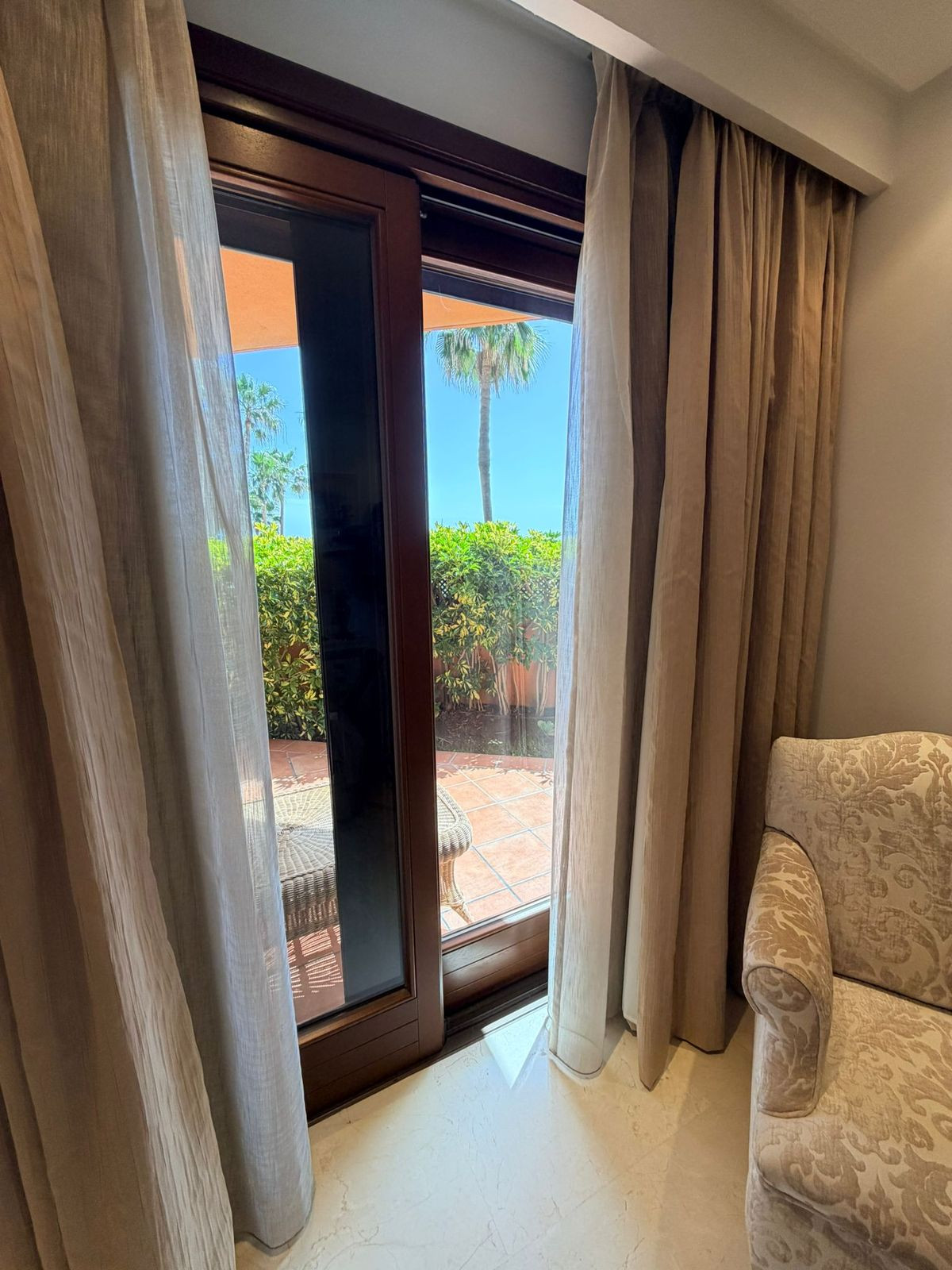 Se vende Apartamento Planta Baja de 3 dormitorios en Costa Del Sol, Málaga, España