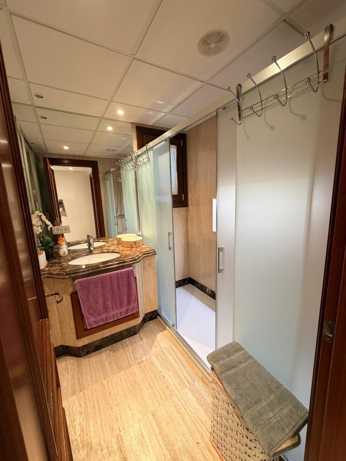 Se vende Apartamento Planta Baja de 3 dormitorios en Costa Del Sol, Málaga, España