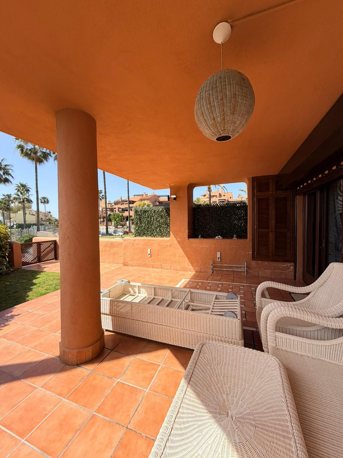 Se vende Apartamento Planta Baja de 3 dormitorios en Costa Del Sol, Málaga, España