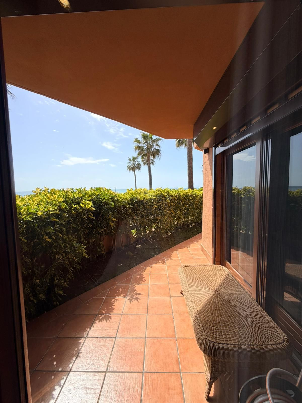 Se vende Apartamento Planta Baja de 3 dormitorios en Costa Del Sol, Málaga, España