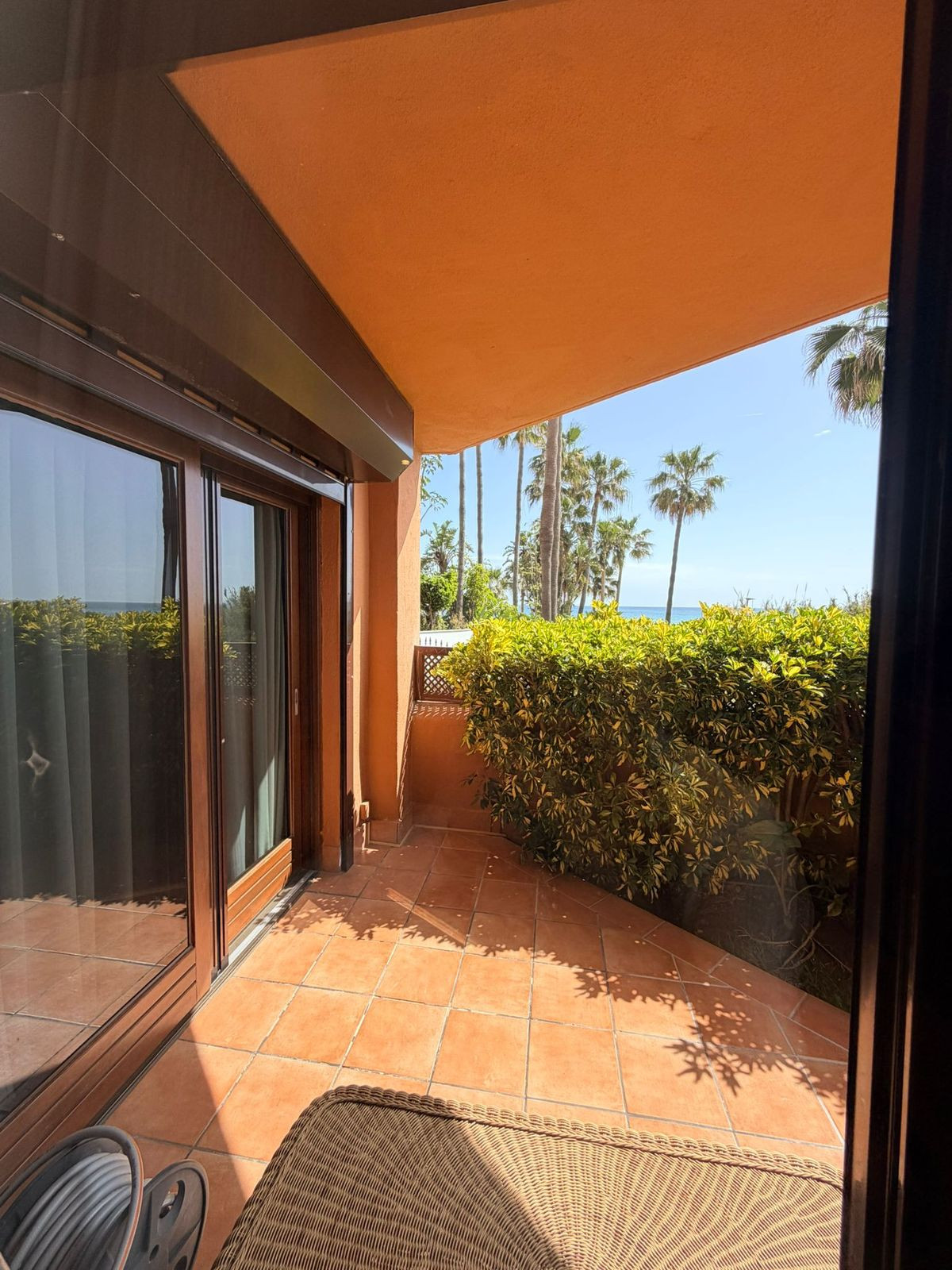 Se vende Apartamento Planta Baja de 3 dormitorios en Costa Del Sol, Málaga, España