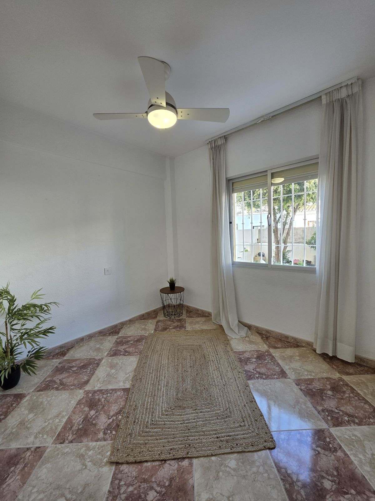3 Bed Apartment for sale in Los Boliches Costa Del Sol, Málaga, Spain