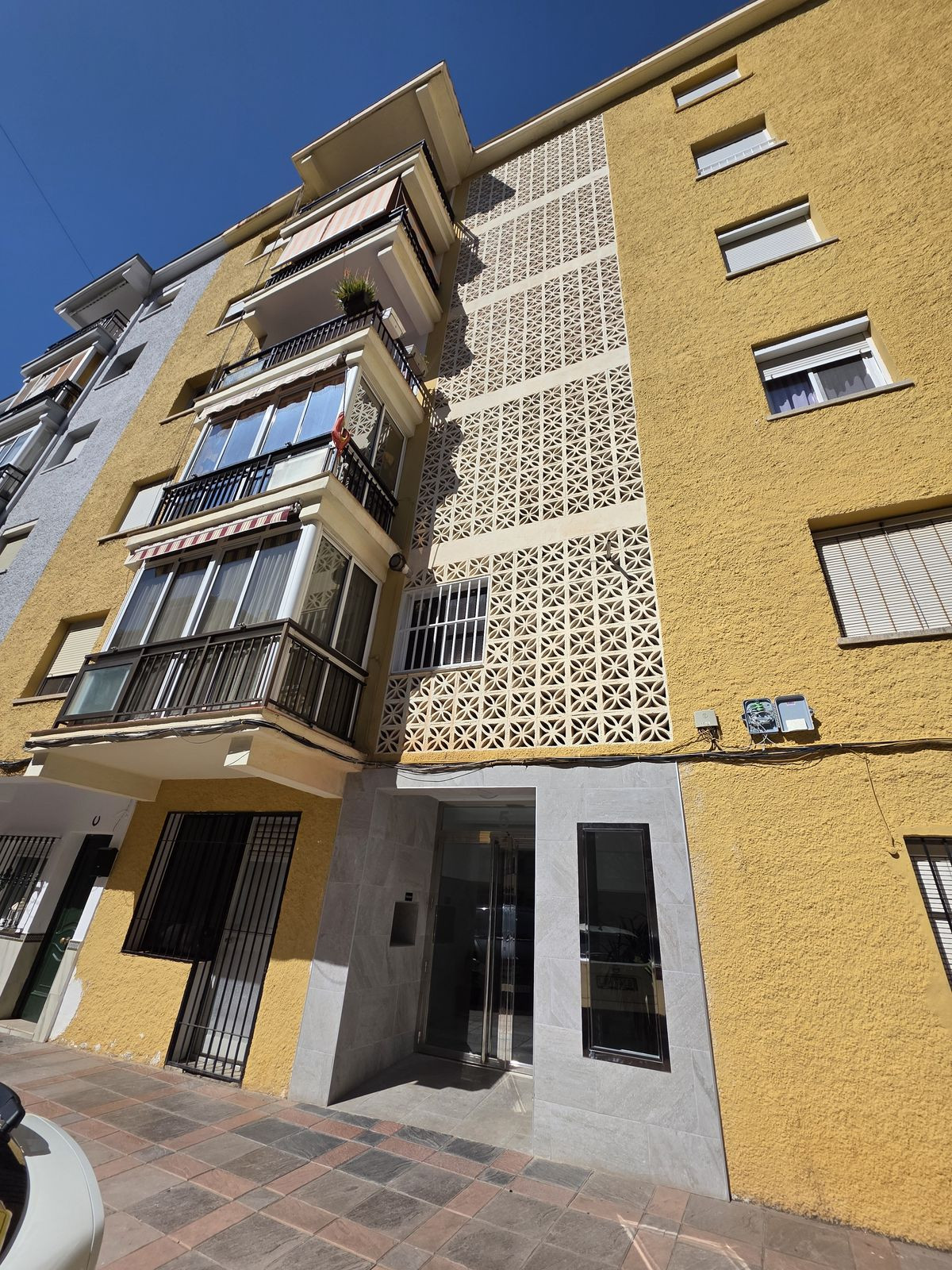 3 Bed Apartment for sale in Los Boliches Costa Del Sol, Málaga, Spain