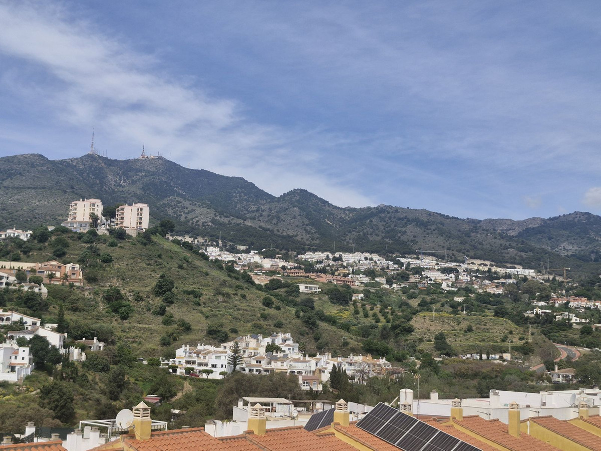 2 Bed Apartment for sale in Benalmadena Costa Del Sol, Málaga, Spain