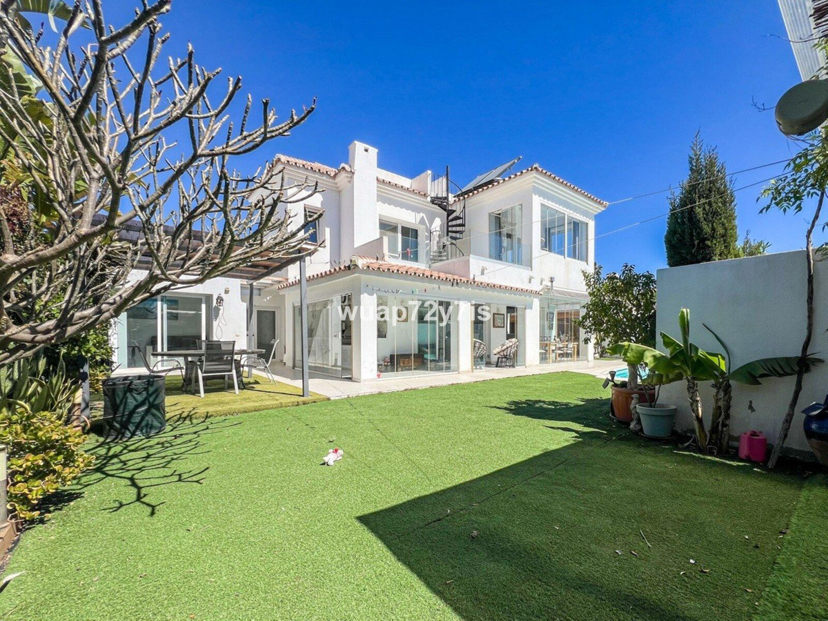 3 Bed Townhouse for sale in Costalita Costa Del Sol, Málaga, Spain