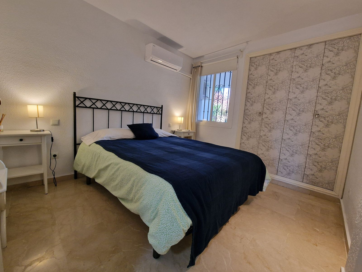 2 Bed Apartment for sale in Calahonda Costa Del Sol, Málaga, Spain
