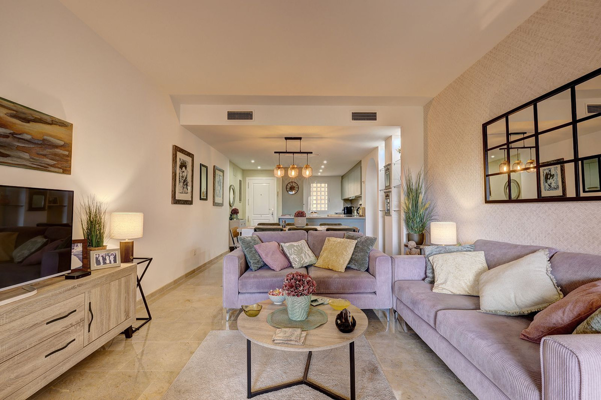 Se vende Apartamento Planta Media de 3 dormitorios en Costa Del Sol, Málaga, España
