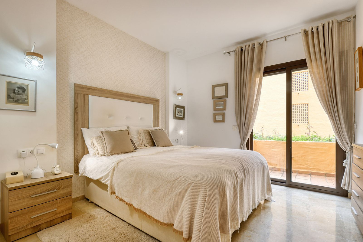 Se vende Apartamento Planta Media de 3 dormitorios en Costa Del Sol, Málaga, España